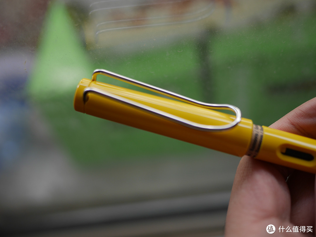 张大妈出现频率很高的钢笔——LAMY safari开箱