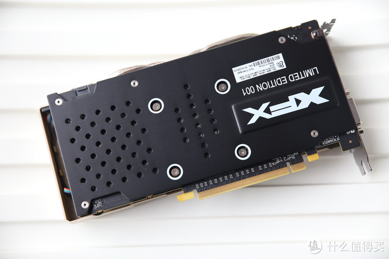 一键开核哦：XFX 讯景 R9 380 4G 显卡 黄金版