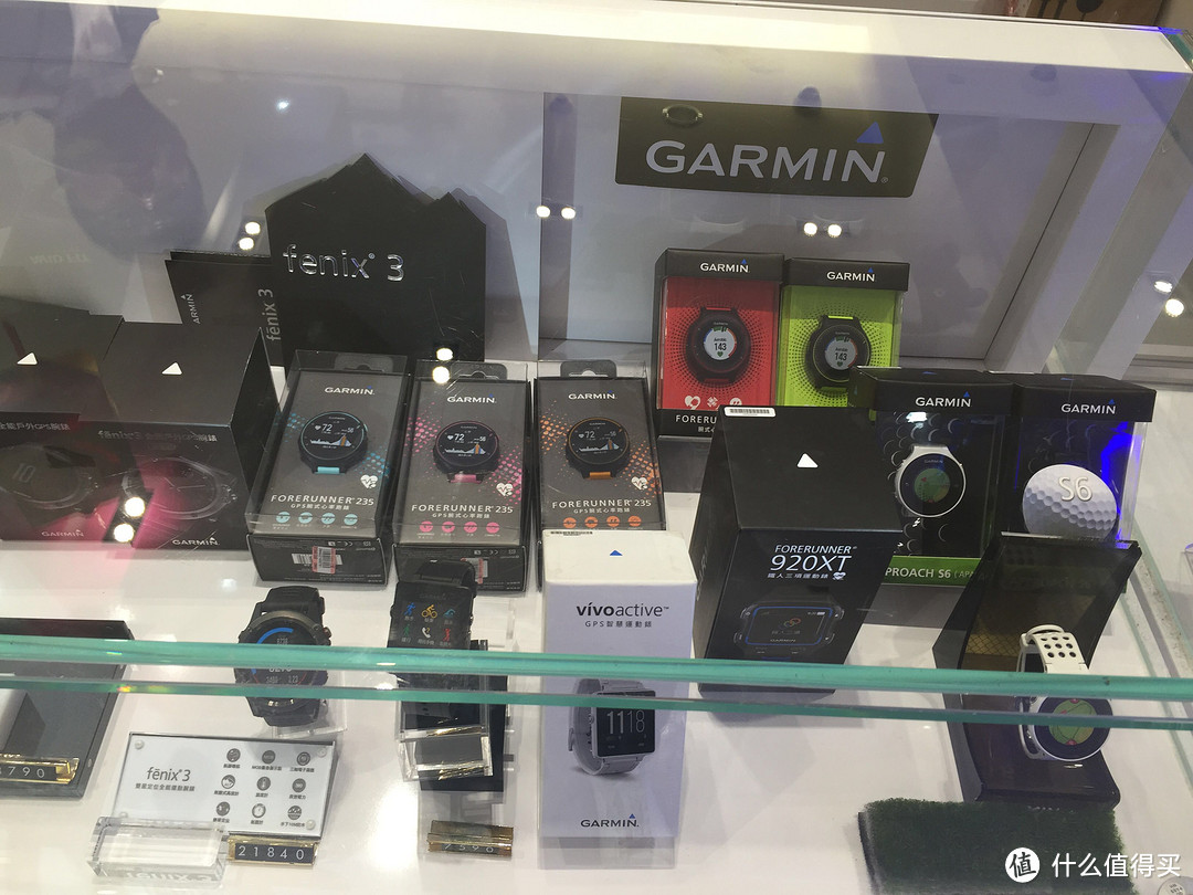 GARMIN 佳明 FORERUNNER 235 GPS心率表（台湾版） 开箱与评测