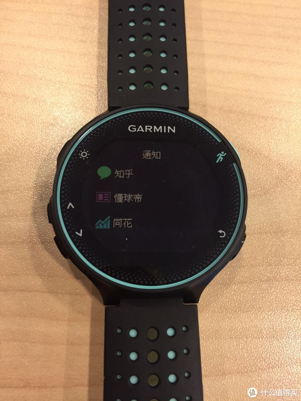 GARMIN 佳明 FORERUNNER 235 GPS心率表（台湾版） 开箱与评测