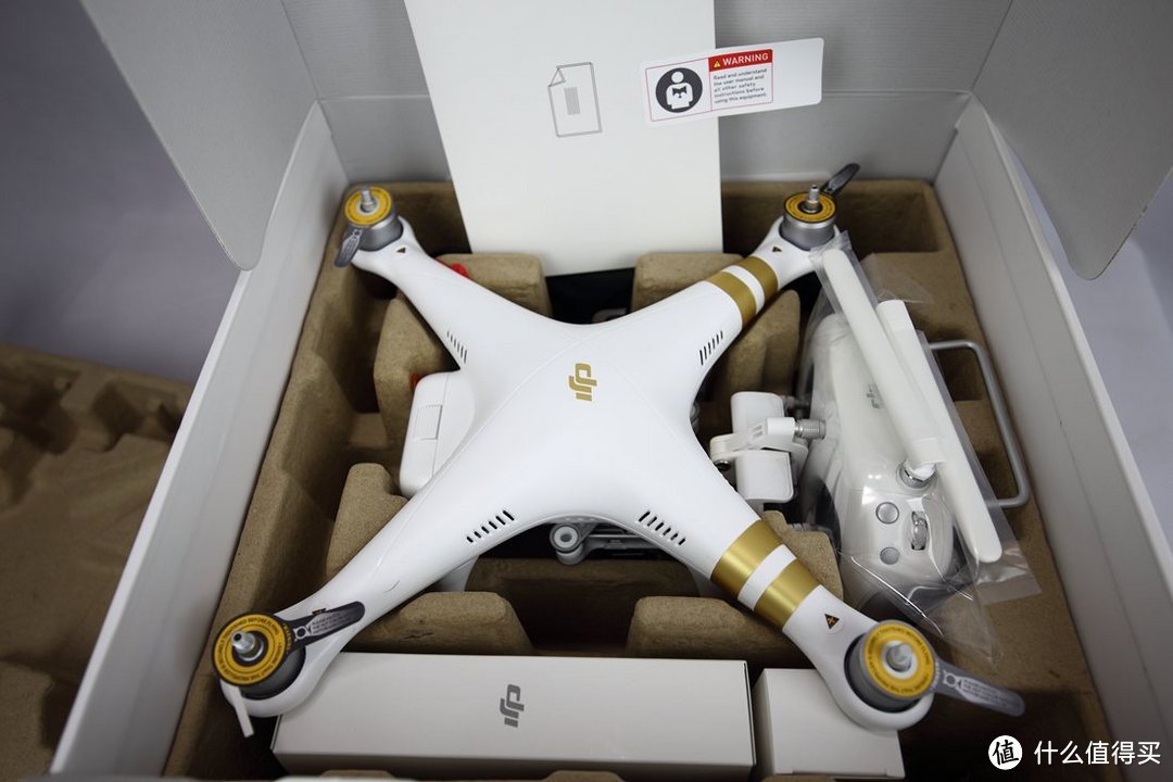 上帝视角+4K画质，大疆精灵Phantom 3 4K 四轴飞行器评测