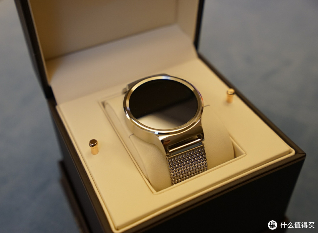 Timeless design,Smart within——HUAWEI WATCH 星河银众测详评