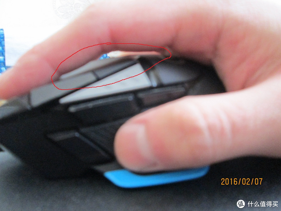 【明明可以靠实力，却还要有颜值】罗技logitech G502 炫光自适应鼠标测试