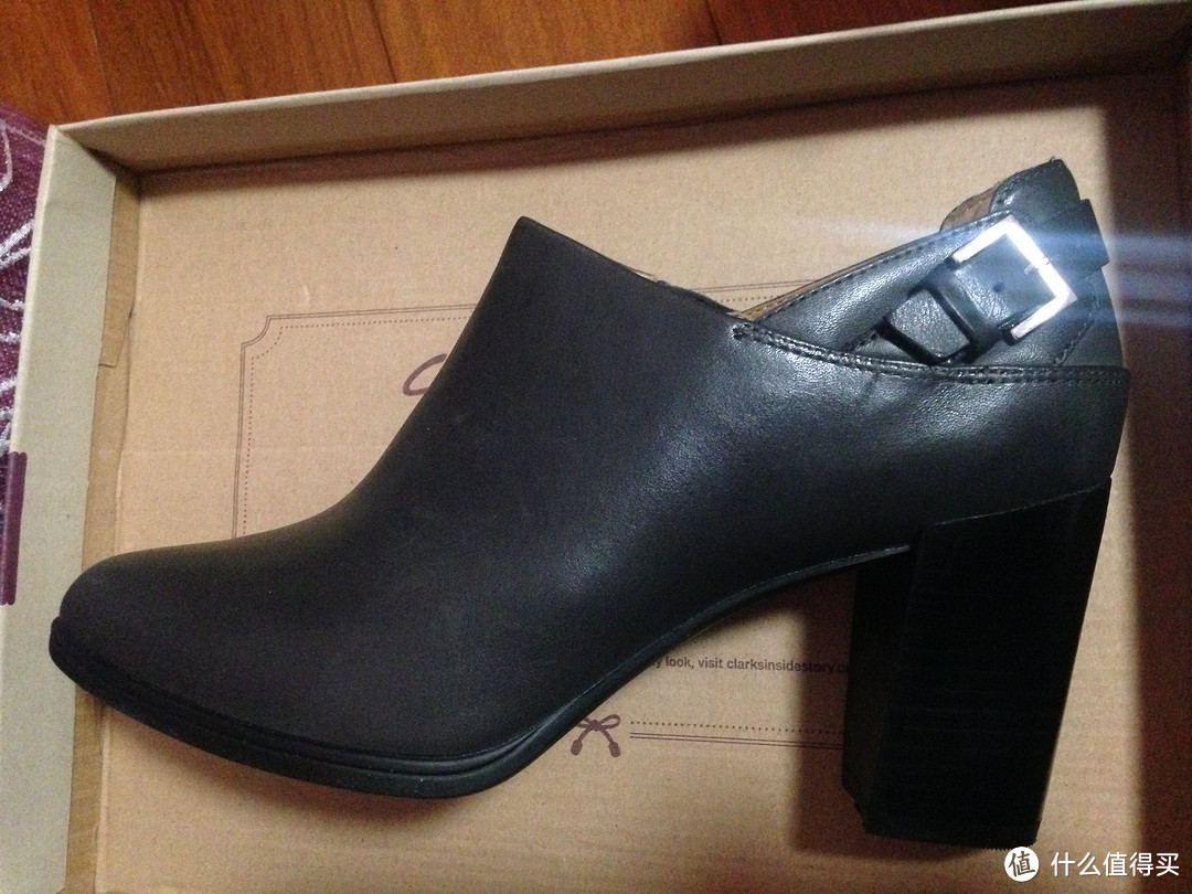 新年第一晒：美亚转运 clarks 高跟踝靴