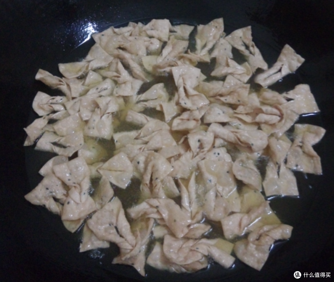 #近乡味才浓#说说老广的煎堆、蛋散及角仔