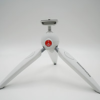 Manfrotto PIXI EVO 迷你三脚架外观展示(高度|脚管|支撑)