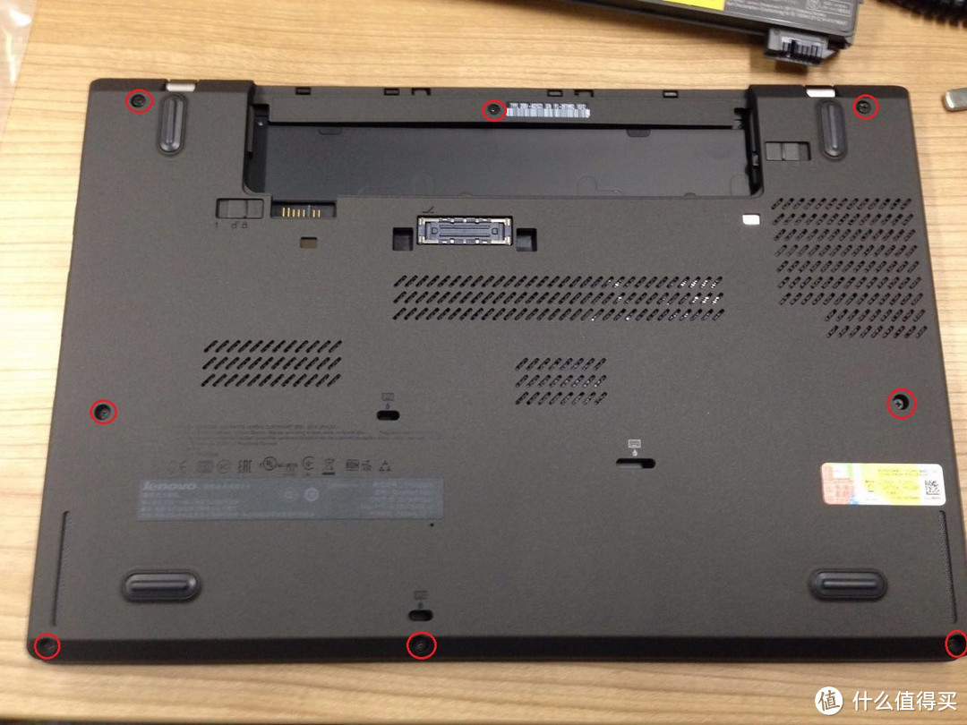 Thinkpad T450 超级笔记本 开箱更换SSD和内存