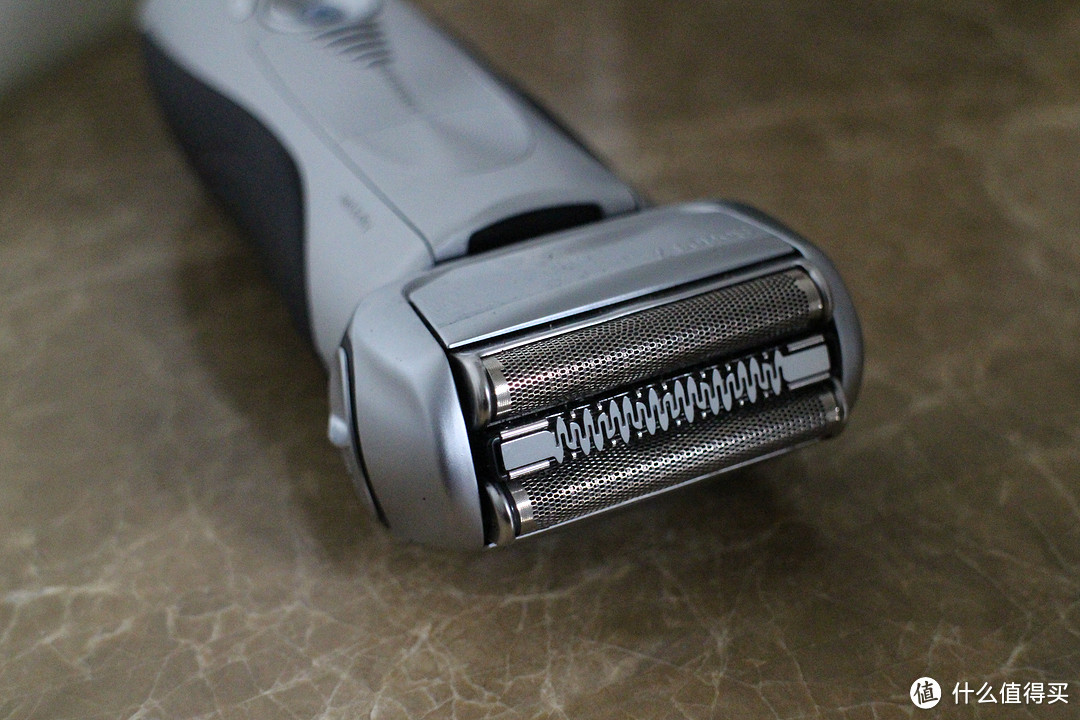 男子汉的必备利器—— BRAUN 博朗 Shaver Series7 799cc 入手一年