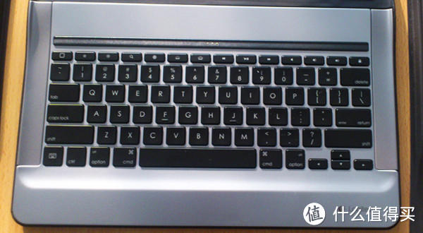 #情人节送心动#Play有Play的一套:Logitech 罗技 CREATE背光键盘保护套