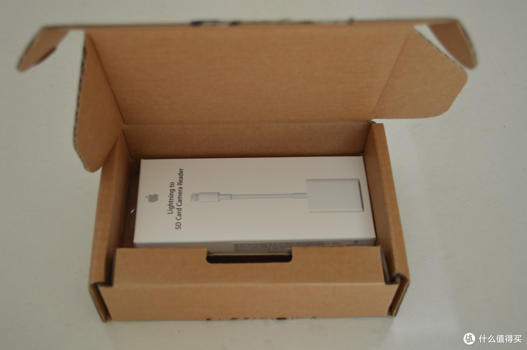 Lightning to SD 读卡器 开箱