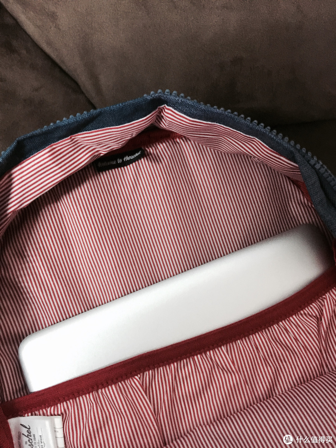 Herschel Supply Co. Settlement双肩包