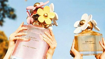 MARC JACOBS DAISY 小雏菊女性淡香水 50ml