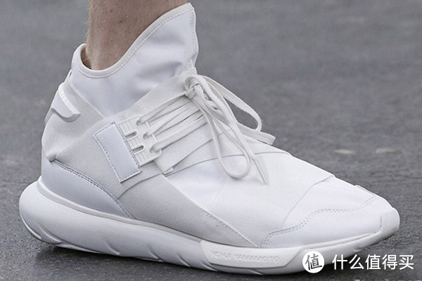 白武士来袭：adidas 阿迪达斯 Y-3 Qasa High “Triple White” 新配色发售