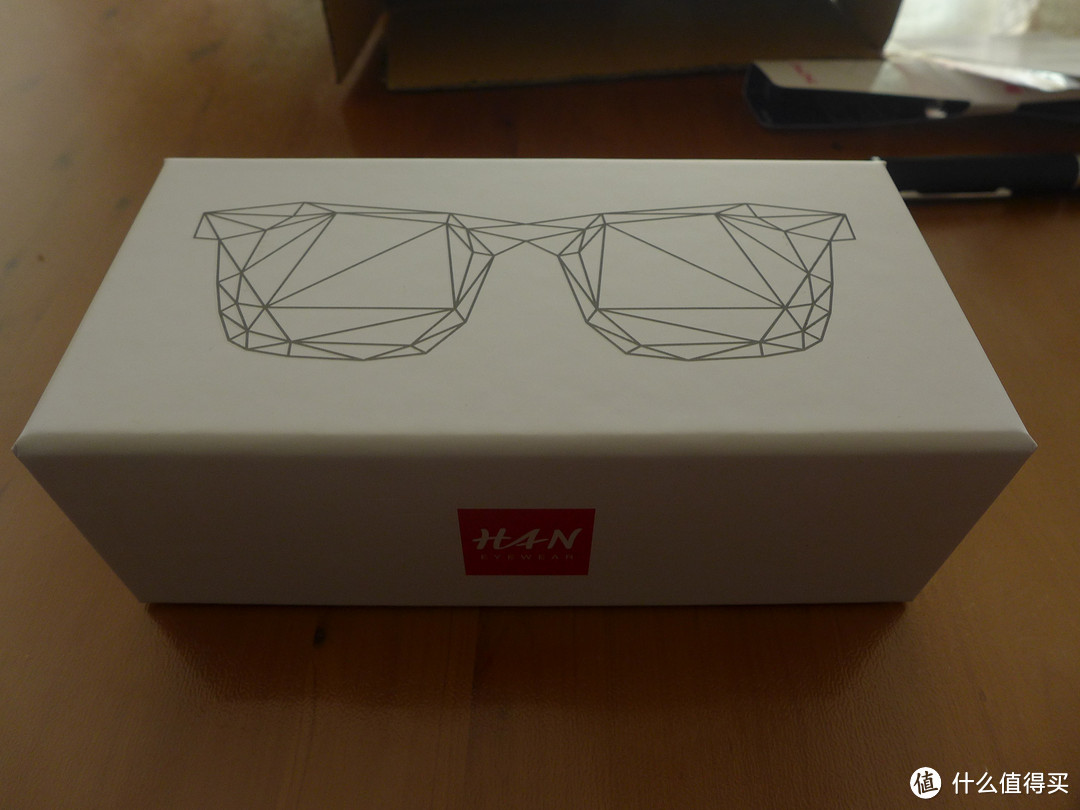 HAN2015新款防蓝光抗疲劳眼镜 开箱以及防蓝光的简单测试