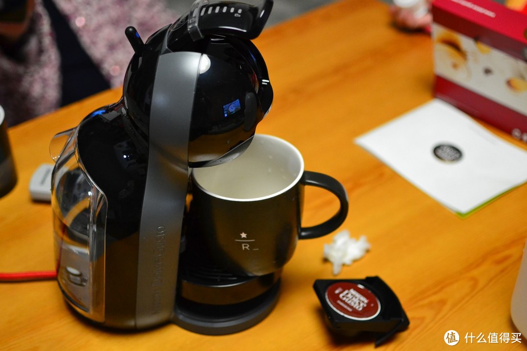 Nespresso or Dolce Gusto？香港人肉回的 Dolce Gusto Mini me 节日套装