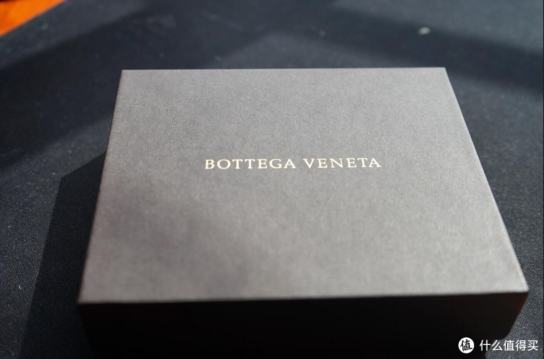 迟到的情人节礼物：Bottega Veneta 钱包