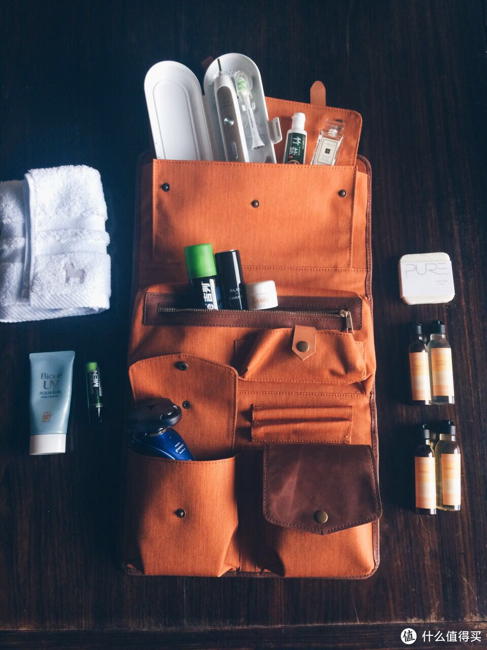 一款文艺范、实用性兼具的洗漱包：Le Whisper Dopp Kit