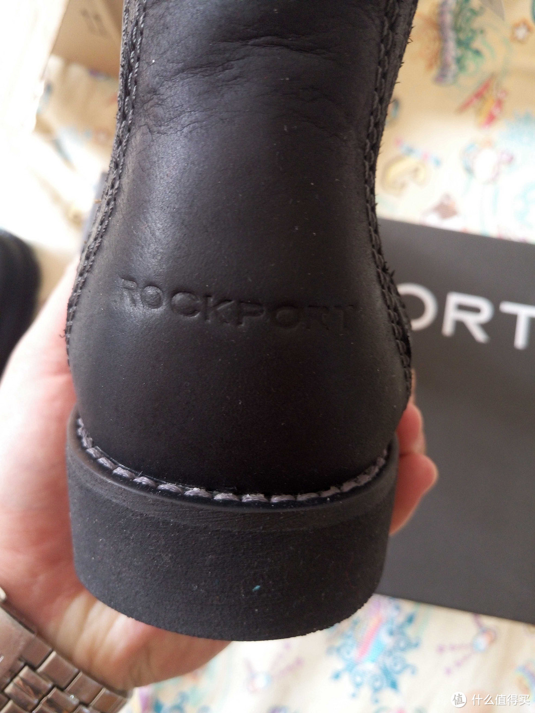 帅气的Rockport切尔西靴