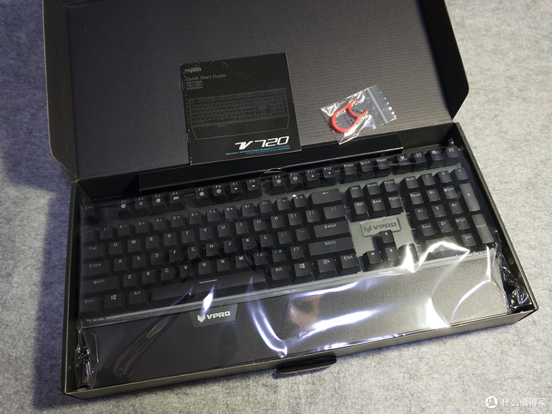 炫彩强音: 雷柏V720 RGB机械键盘小评
