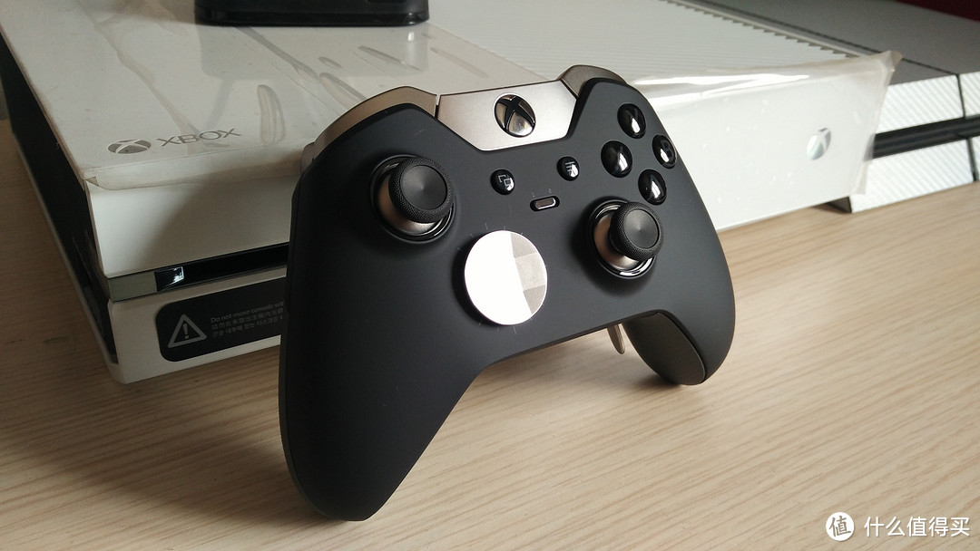 Xbox One Elite无线控制器精英版开箱 ：从今天起做精英