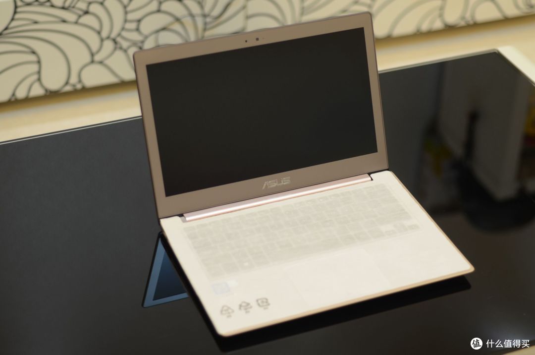性能与便携中取舍:华硕U303UB电脑开箱 升级内存SSD