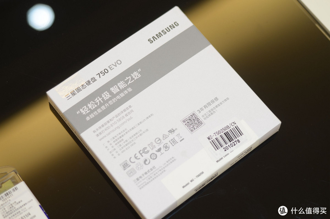 性能与便携中取舍:华硕U303UB电脑开箱 升级内存SSD