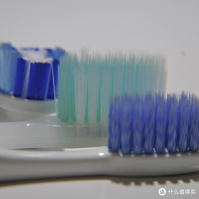 数据控强迫症的口腔清洁解决方案——高颜值智能电动牙刷OraCleen S