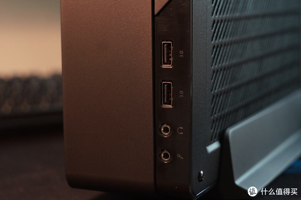 潜力无限的ITX机箱----Fractal Design Node 202 Slim