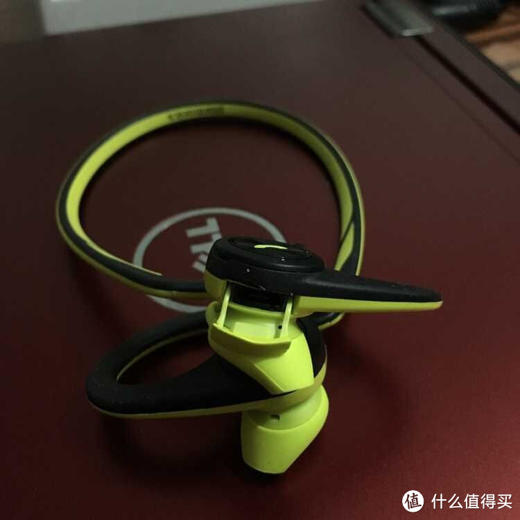 为跑步剁手入的：Plantronics BackBeat FIT 无线蓝牙耳机 开箱