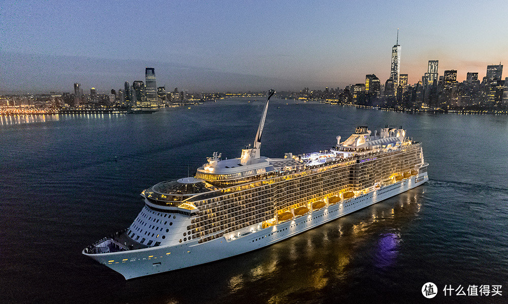 可能是全球最新最豪华的邮轮：皇家加勒比·海洋赞礼号 将于 6月28日 天津起航 