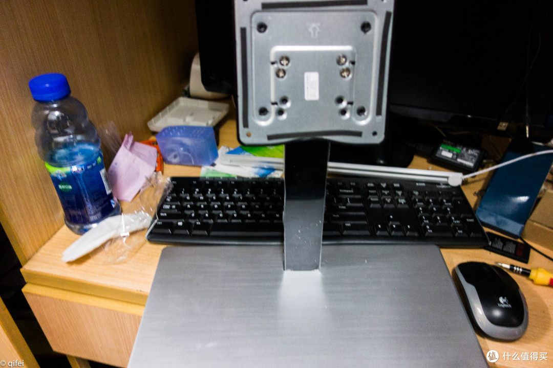 #本站首晒# 在学生宿舍也要有用大屏幕的心：AOC Q3477FQ 显示器 & 乐歌 DLB502-H 支架 开箱