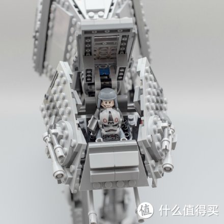 钢铁巨象：LEGO 乐高星球大战 75054 AT-AT