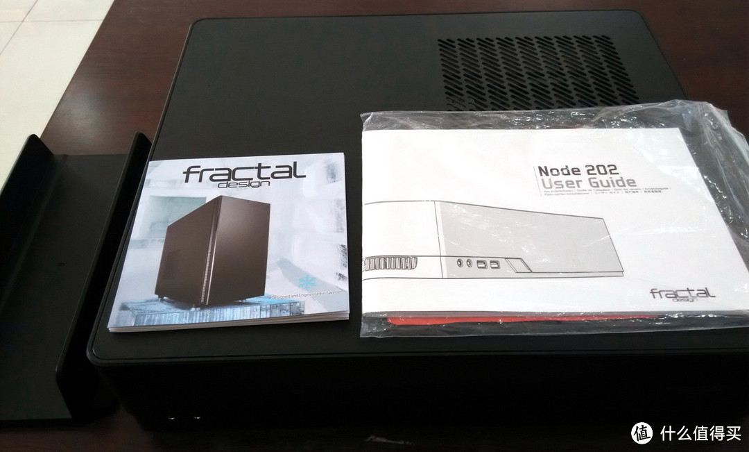 紧凑型设计----Fractal Design Node 202 Slim 机箱众测报告