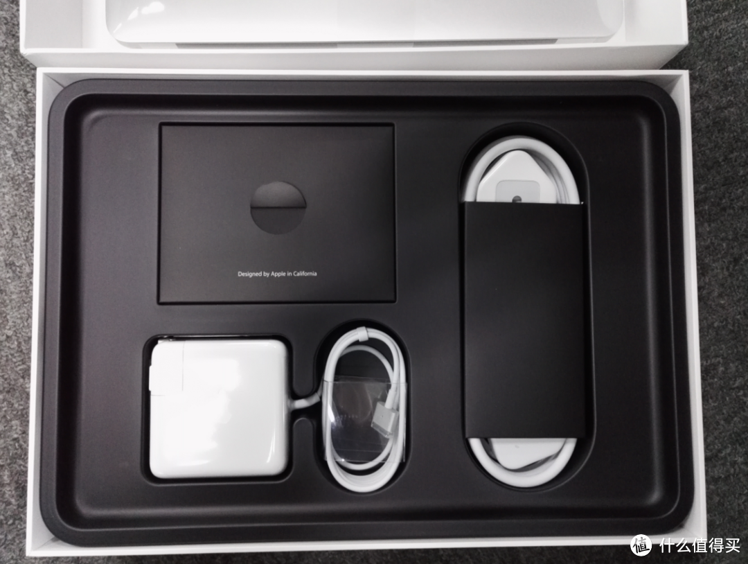第一次试水，入手港版2015款Macbook Pro 13寸Retina显示屏开箱