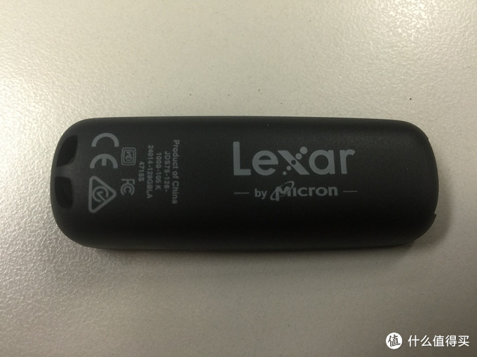我对U盘的要求并不高，Lexar S75 128G USB3.0，附拆卸及小改装
