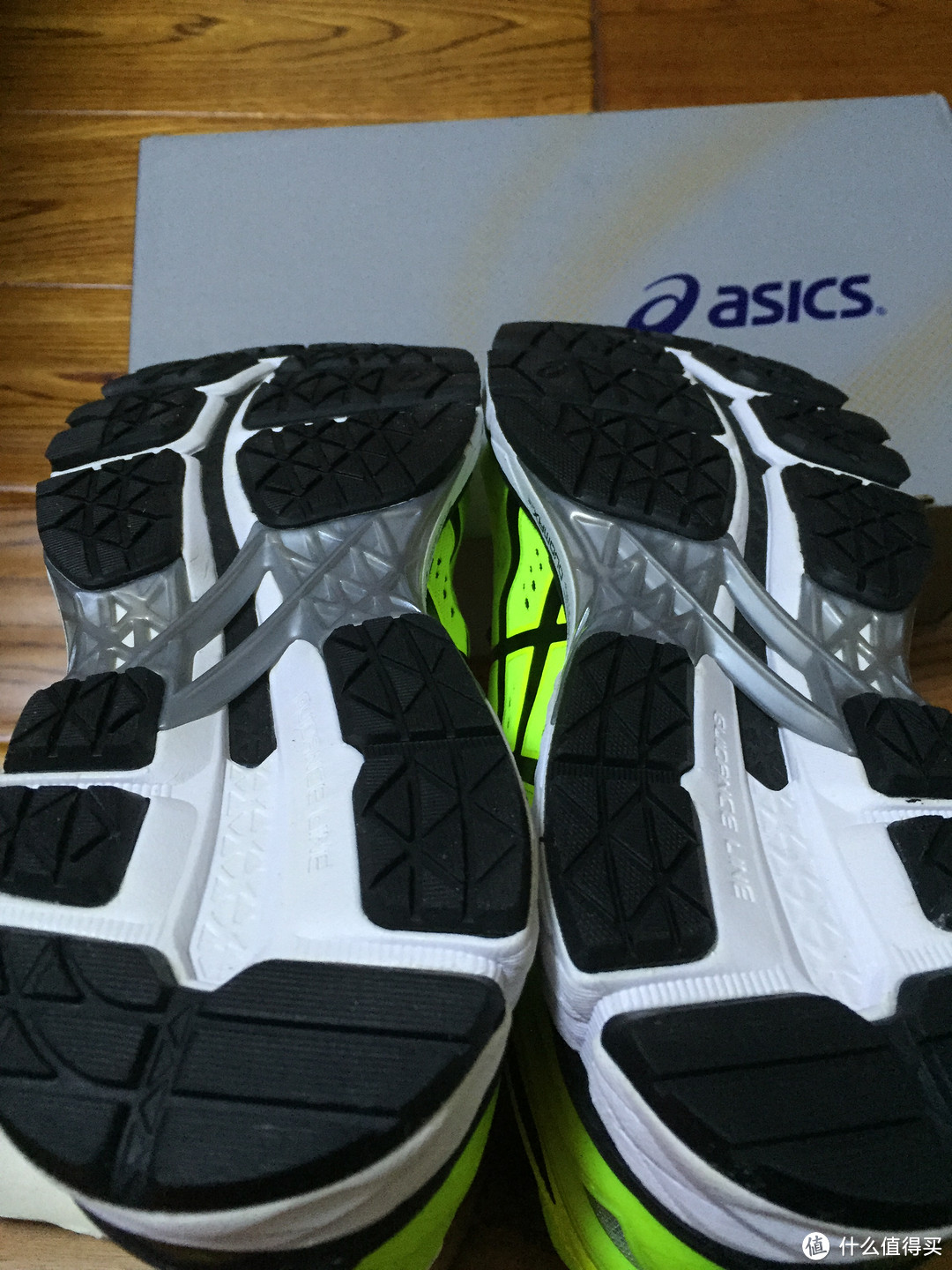 台北购ASICS 亚瑟士 GEL-KAYANO 22跑鞋