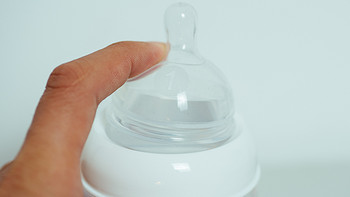 满趣健 15625 LATCH 4安士奶瓶使用总结(材质|纯净性|品牌|价格)
