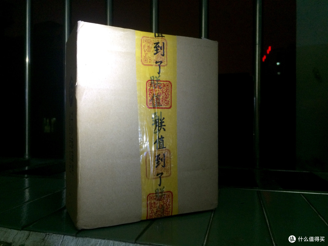 那些年,我被张大妈宠爱的3个福利:Jomashop众测资格、定制充电宝、言值