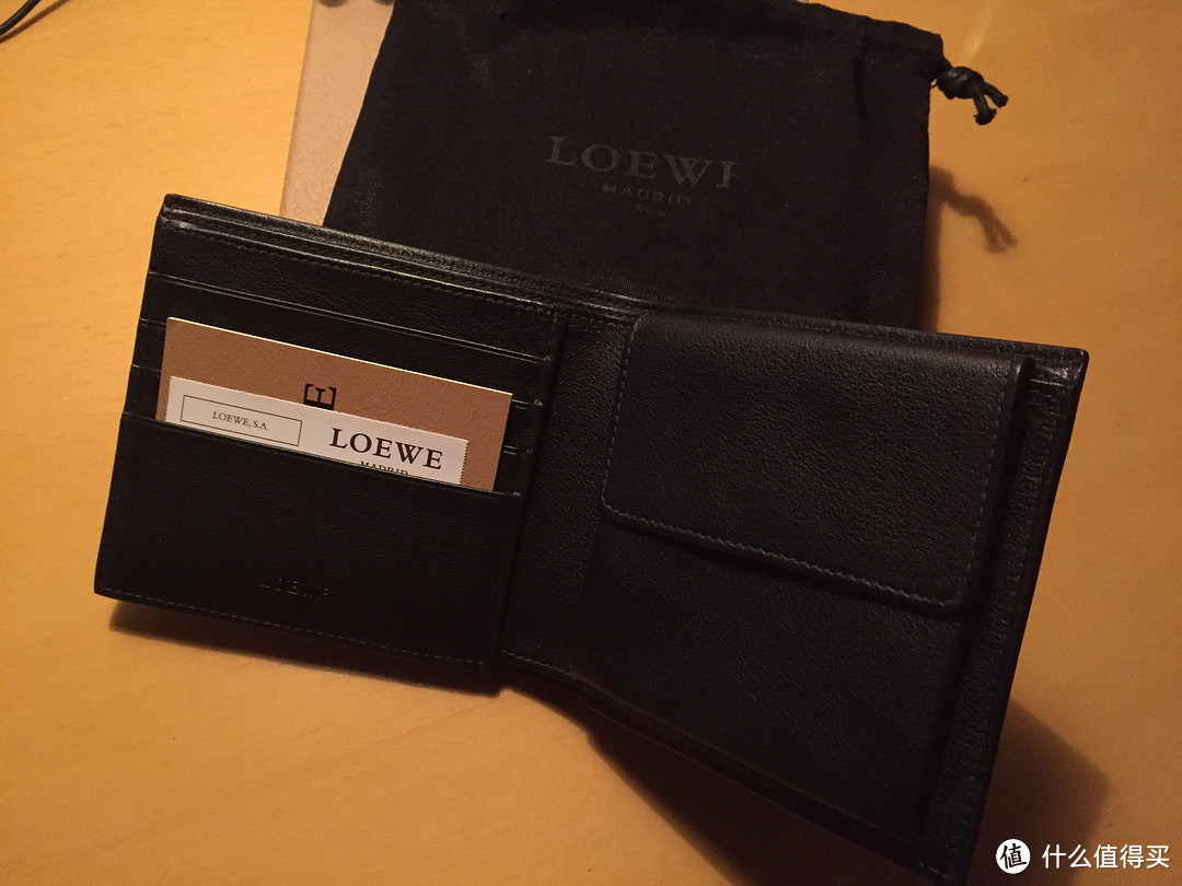 终于被税了，为心爱钱包献上第一笔税款——LOEWE 钱包晒单