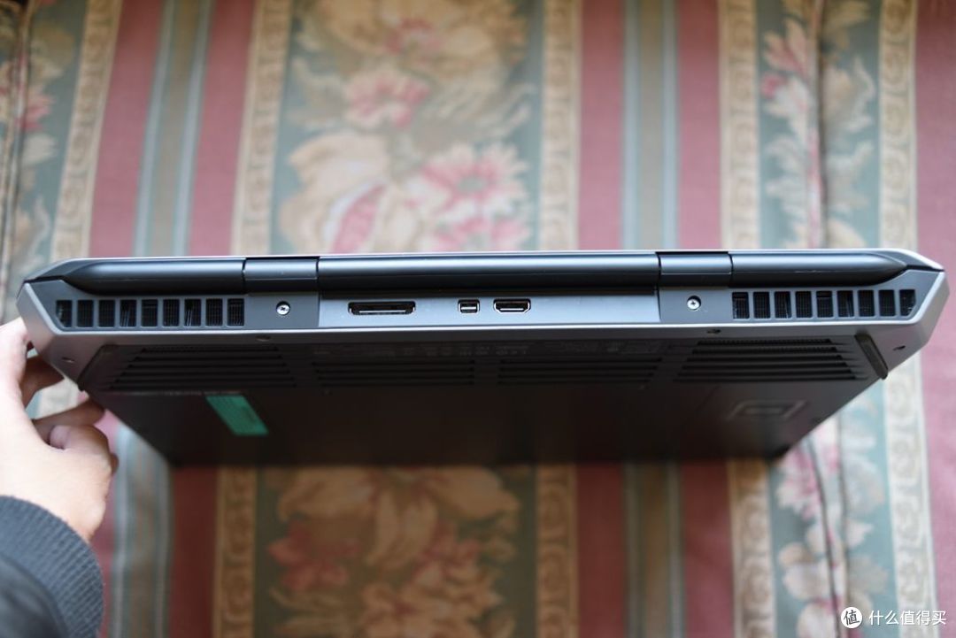 恰如午夜星火——Alienware 17 R2 2015版开箱