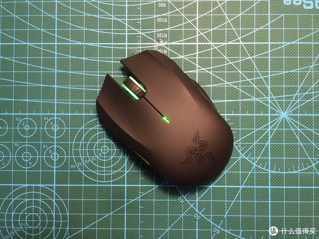 来自灯厂的蓝牙鼠鼠标 Razer 雷蛇 八岐大蛇 OROCHI2013版-开箱简评