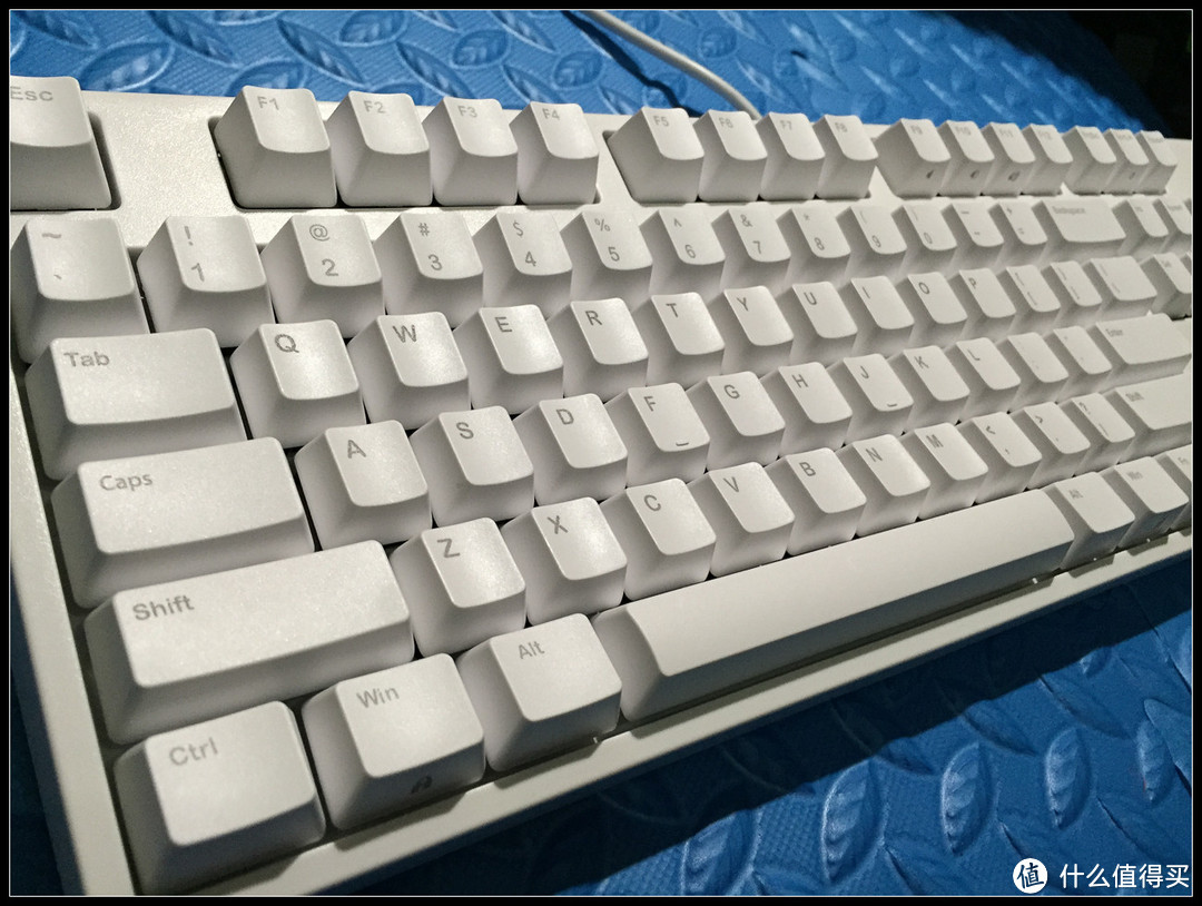 品质依旧——IKBC C104机械键盘评测对比