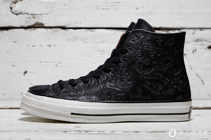 鞋面的浮雕艺术：CONVERSE 匡威 上架  Chuck Taylor 70s “Emossed Floral” 别注系列 运动鞋