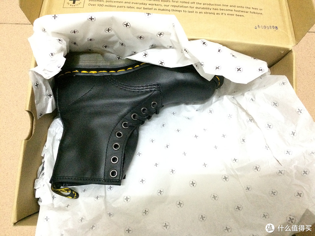 迟到的新年礼物——Dr. Martens Nappa Black 1460 马丁靴