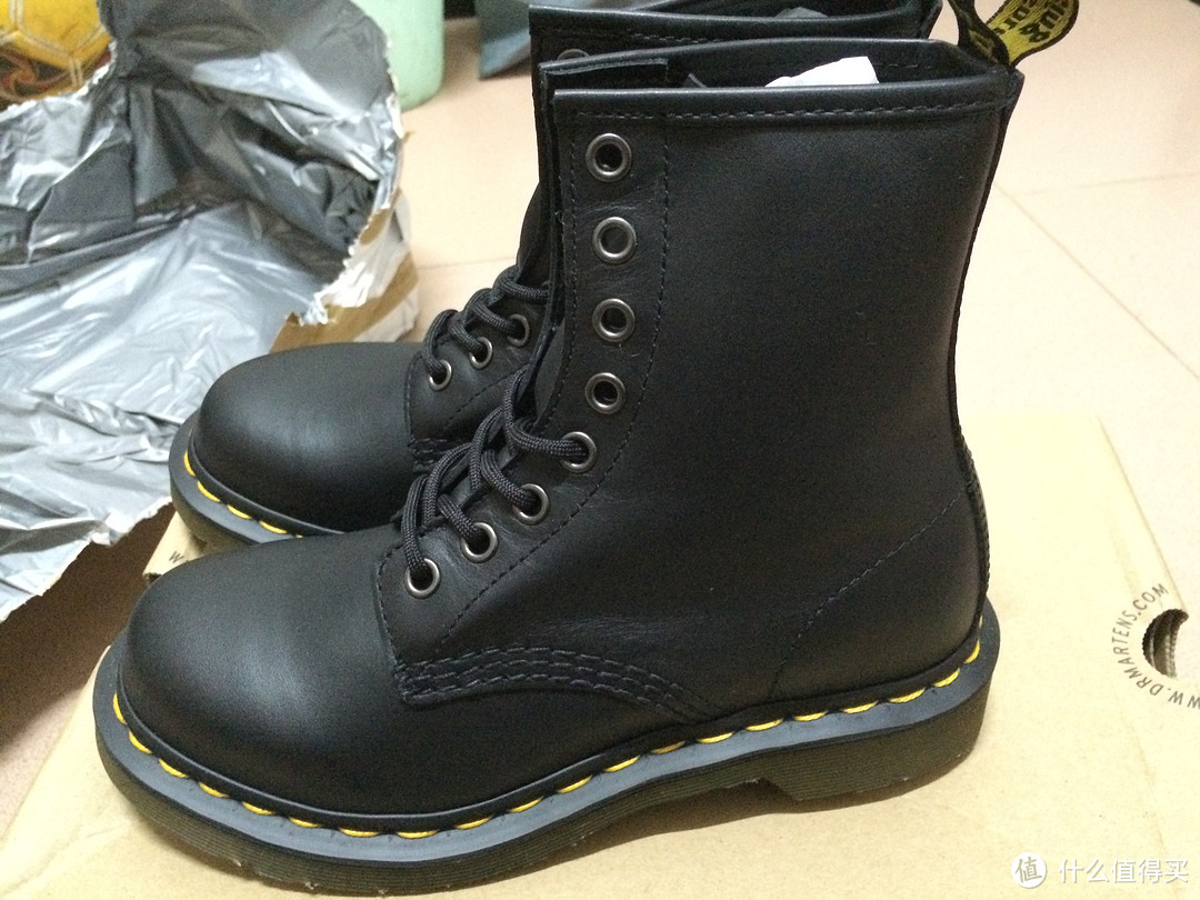 迟到的新年礼物——Dr. Martens Nappa Black 1460 马丁靴