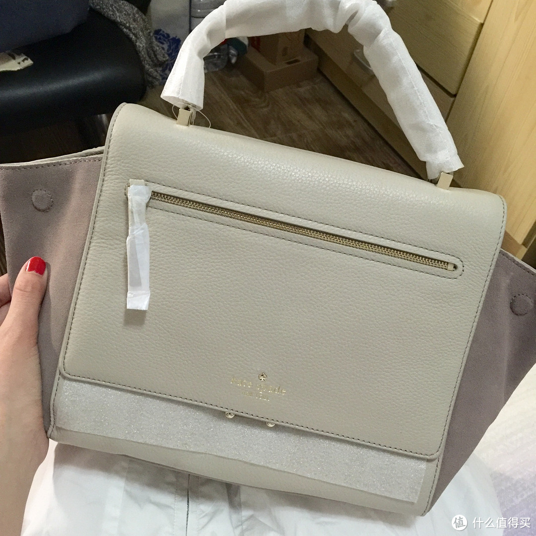 #闲值故事#kate spade NEW YORK 女士单肩斜挎包 附真人兽