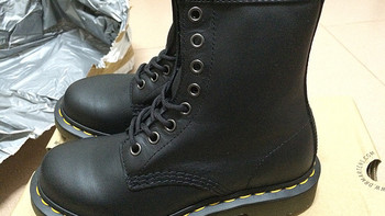 迟到的新年礼物——Dr. Martens Nappa Black 1460 马丁靴