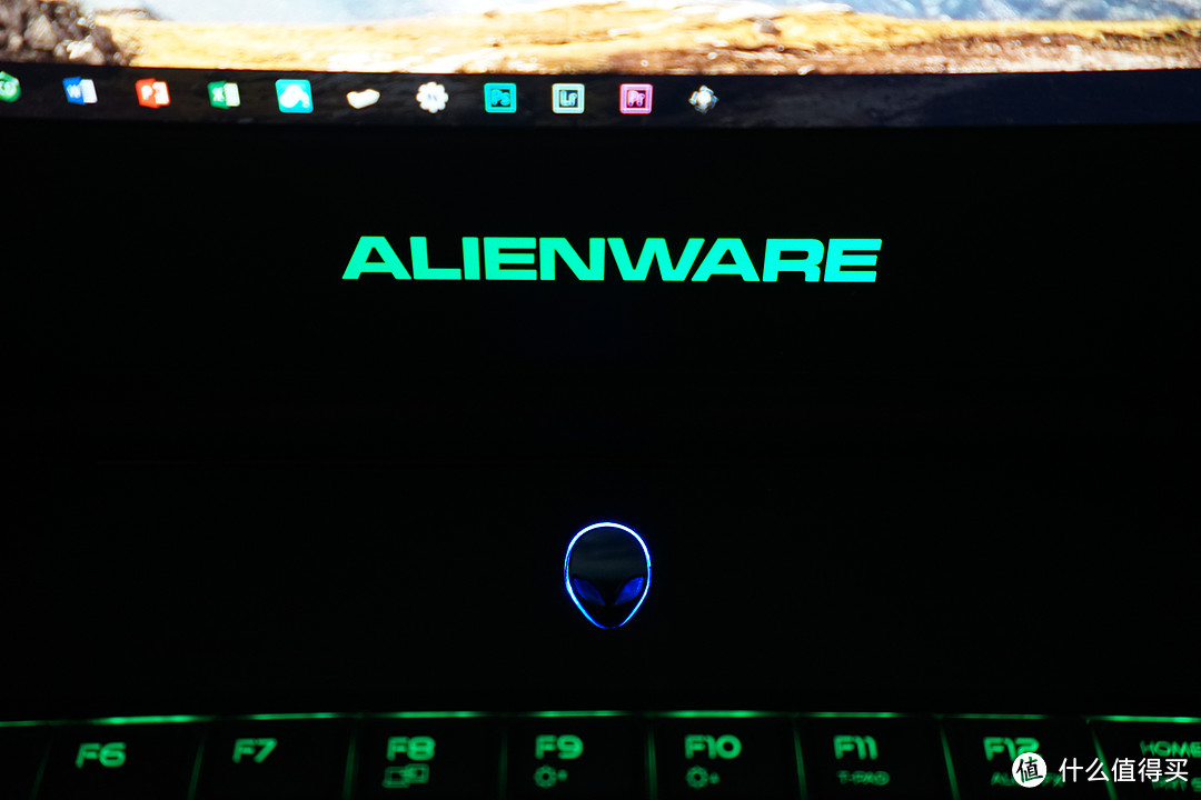 Alienware 外星人17英行顶配使用报告以及周边