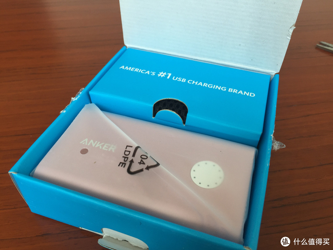 妈妈再也不用担心我的设备充电了!----Anker QC2.0 快充三件套装组合众测体验