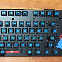 iKBC C104 机械键盘安装介绍(外壳|主板|键帽)
